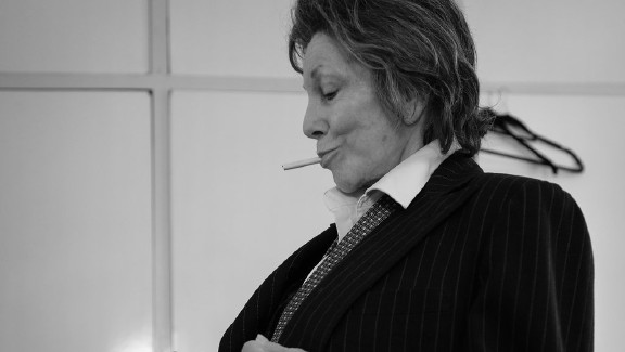 Photographer Rob Youngson - Joan Collins as Hilda